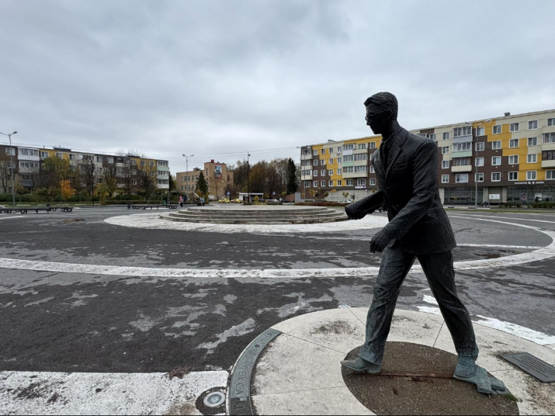 На площади Пухова в Пересвете заменят покрытие, скамейки и установят сухой фонтан в 2026 году