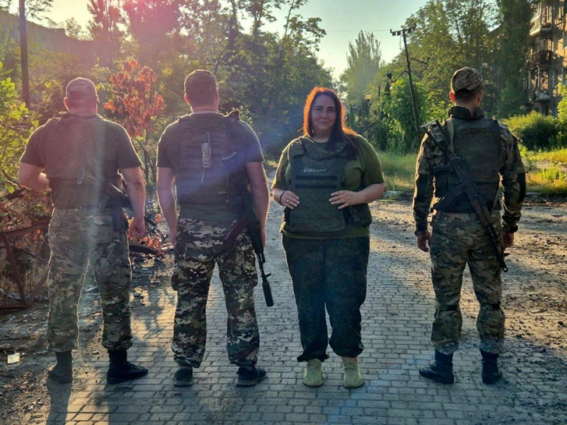 Тысячу дней ангел-хранитель: волонтер из Сергиева Посада лично отвозит помощь бойцам в зону СВО